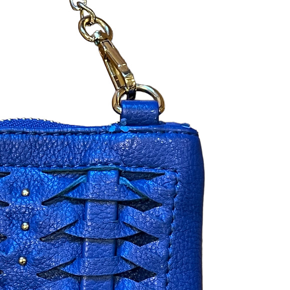 Street Level Womens Handbag Blue Weave‎ Leather Clutch Crossbody Chain Strap - Picture 3 of 10
